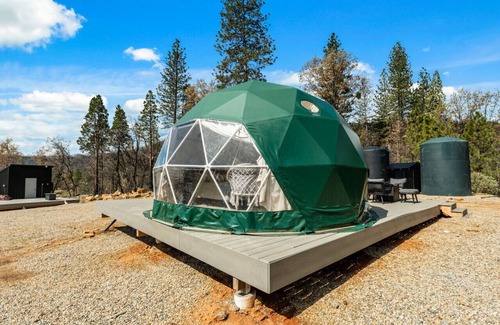 North Fork House | Sequoia Dome with Star-port