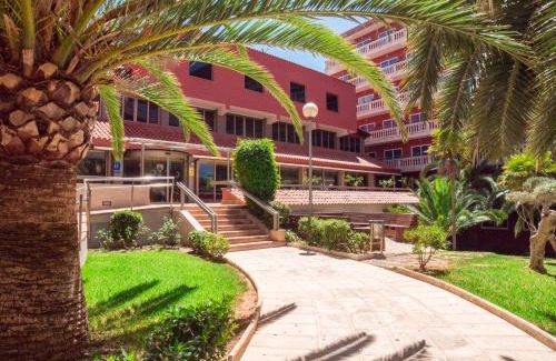 El Arenal Hotel | Seramar Hotel Luna Park Adults Only