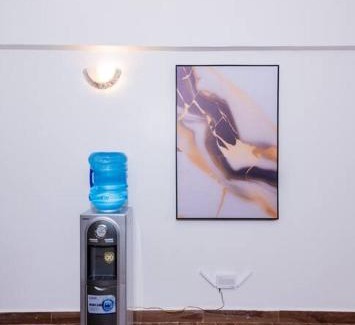 Nairobi Apartment | Serena 3BR Suite w Mall and Pool