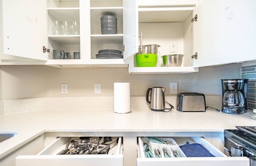 Wells Branch Apartment | Serene 1BR King Suite | Pool, Parking & Gym