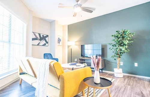 Wells Branch Apartment | Serene 1BR King Suite | Pool, Parking & Gym