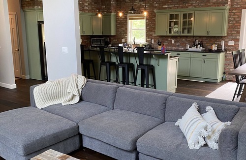 West Saugerties House | Serene and spacious mountain escape - perfect for families