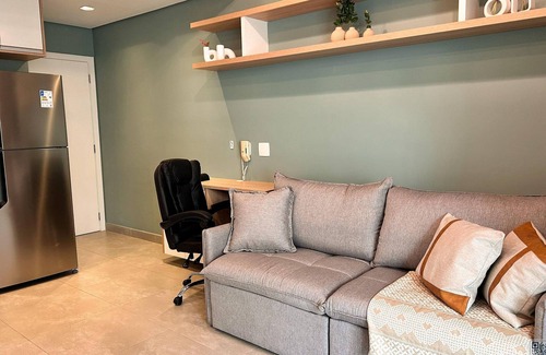 Cerqueira Cesar Apartment | Serene – Design, Location & Subway Rebouças Studio