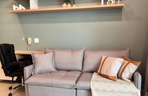 Cerqueira Cesar Apartment | Serene – Design, Location & Subway Rebouças Studio