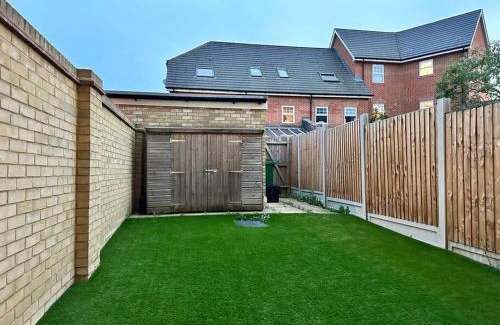 Bromley Common and Keston House | Serene Home ideally connected to Central London