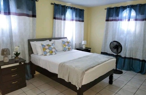 Buff Bay House | Serene One B/Room home with AC ,WIFI and Heating .