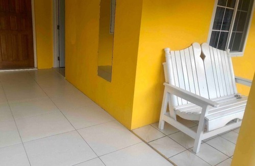 Buff Bay House | Serene One B/Room home with AC ,WIFI and Heating .