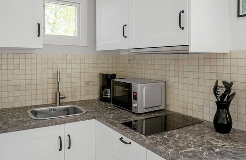 Adelso House | Serene Seaside Retreat in Adelso-By Traum