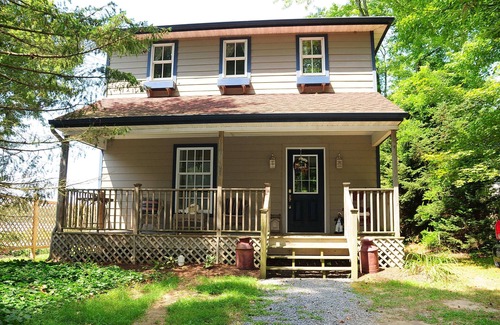 Rock Hall House | Serene Waterfront Cottage with dock and gorgeous views.