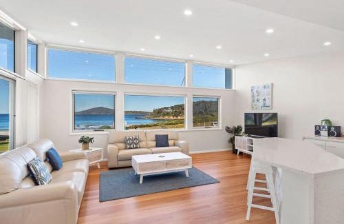 Fingal Bay House | serenity at Fingal Bay 1
