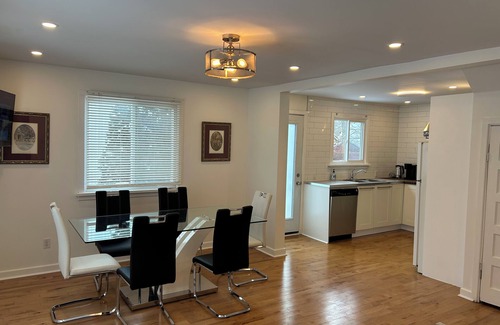 Old Town Historic District House | Serenity Charm downtown old towne by Shaw