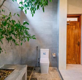 Thiranagama Hotel | Serenmo