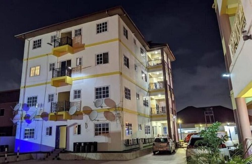 Osu Klottey Apartment | Serviced apt at East Legon, 4014