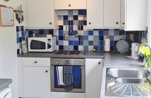 Helford Passage Cottage | Set in nine acres and enjoying beautiful surroundings and views.