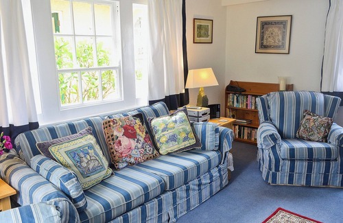 Helford Passage Cottage | Set in nine acres and enjoying beautiful surroundings and views.