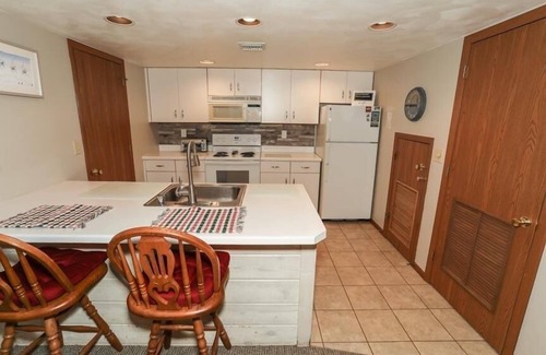Seven Springs Condo | Seven Springs 2 BR Deluxe Condo with Mountain Views by RedAwning