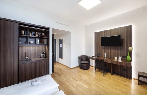 Bergheim Hotel | sevenDays Hotel Boardinghouse double room with balcony