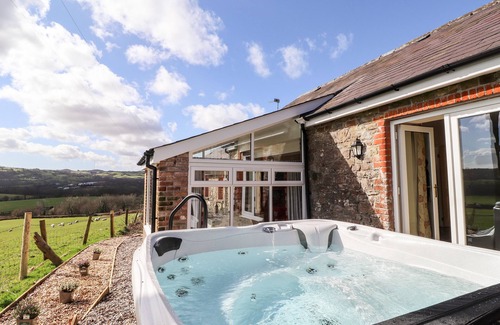 Golden Grove House | SEWIN COTTAGE, pet friendly, character holiday cottage in Llandeilo
