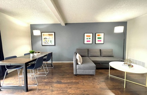 South San Francisco House | SFO/South San Francsico Sweet Home-10 minutes from SFO