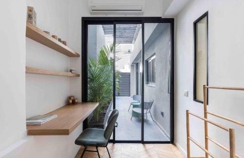 Kerem HaTeimanim Apartment | Shades of Green near the beach