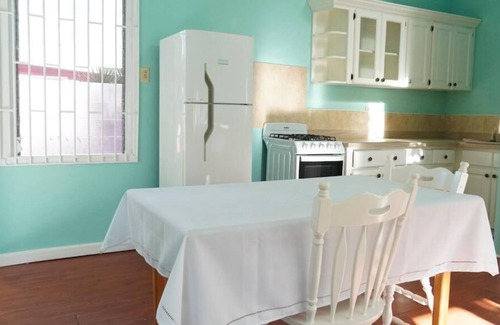 West End Apartment | Shades Of Summer