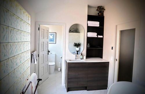 Manapouri Apartment | Shadowland Apartment