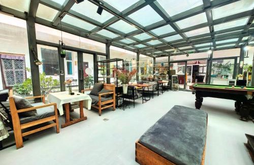 Shangri-La House | Shangri-La Chudengshuo Homestay楚登硕民宿