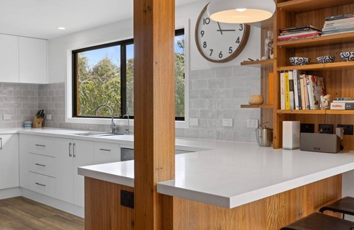 Inverloch House | Shangri La - Wifi Included