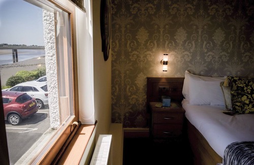 Hambleton Hotel | Shard Riverside Hotel, Bar & Restaurant