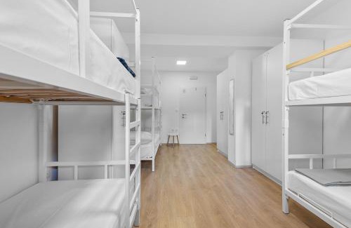 Split Hostel | Shared room in Hostel - Bunk bed