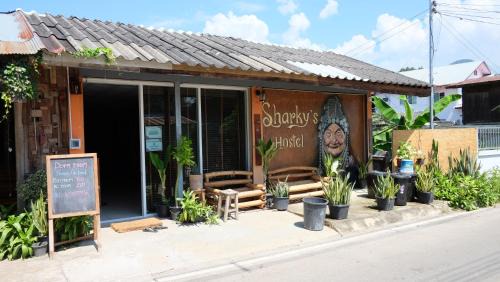 Pai Hostel | Sharky's Hostel