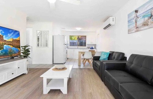 Torquay House | Shelly Beach Stay! Pet friendly 300m to Shelly Beach