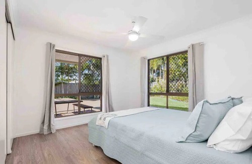 Torquay House | Shelly Beach Stay! Pet friendly 300m to Shelly Beach