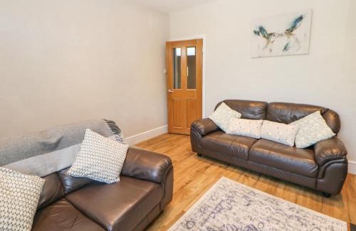 Buxton House | Shenton Terrace