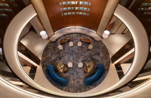 Srodmiescie Hotel | Sheraton Grand Warsaw