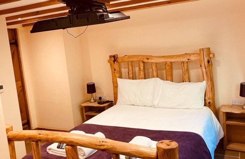 Sherwood Forest Cabin | Sherwood Forest hideaway