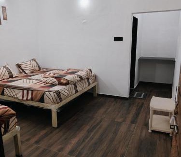 Rajpipla House | SHIV SHAKTI HOMESTAY