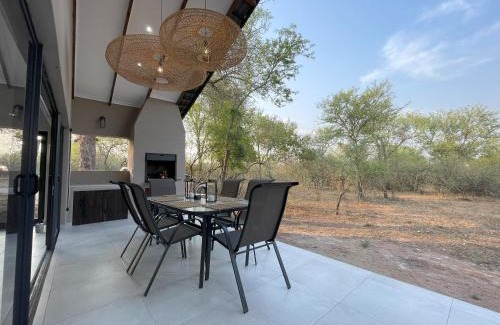 Marloth Park Villa | Shomoro Rest