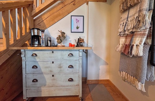 Herbster House | Shooting Star | Stylish Cabin on the Big Water