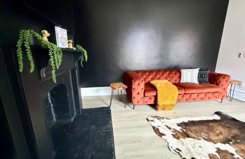 Italian Village House | Short North Convention King Bed Free Parking!