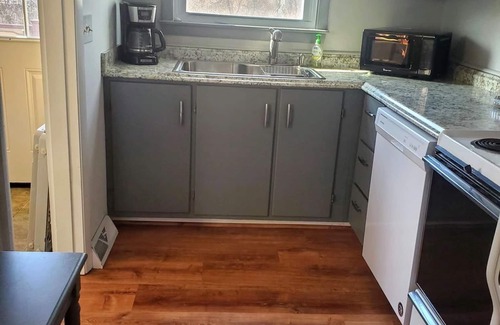 York Beach House | Short Sands Beach is a 5-Minute Walk. FALL BOOKING IS OPEN.