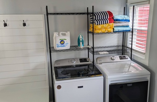 Beachwood-Bluffton House | Short walk to Pere Marquette Beach!🩴⛱️