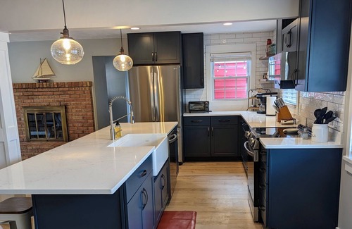 Beachwood-Bluffton House | Short walk to Pere Marquette Beach!🩴⛱️