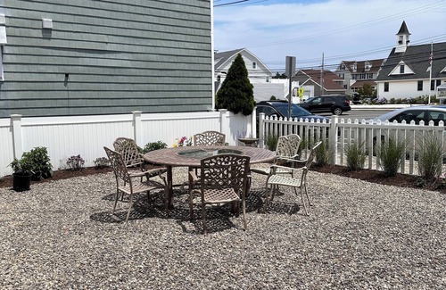 Ortley Beach Apartment | Short walk to the beach, bay pier and shops!