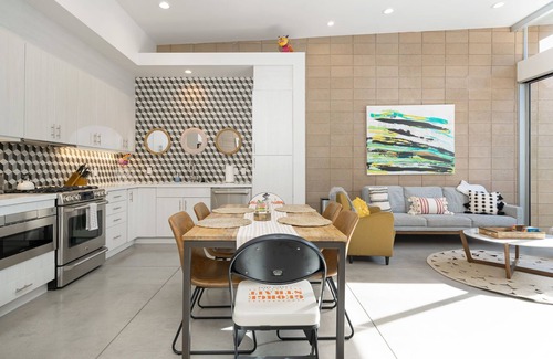Palm Desert Condo | Showstopper Mid-Century Modern Palm Desert Condo, Walkable To Shops & Eateries!