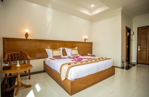 Pyin Oo Lwin Hotel | Shwe Pyi Thain Kha Hotel