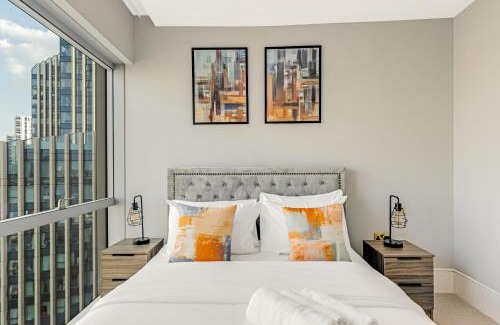 Peninsula Apartment | ShyRoyale