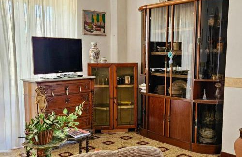 Donnalucata Apartment | Sicilian Apt in Donnalucata-Sleeps 4- 2 Min Beach