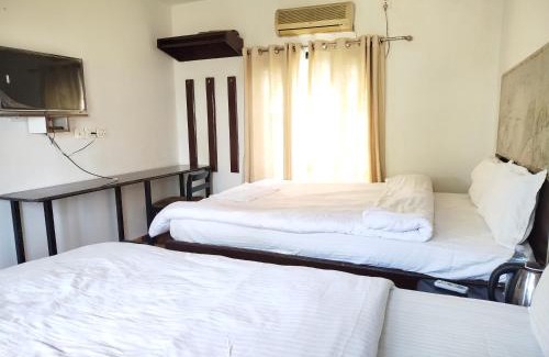 Sauraha Hotel | Siddhartha Kuti Resort