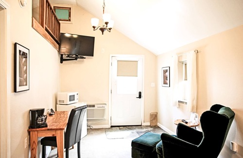 Grass Valley Hotel | Sierra Mountain Inn
